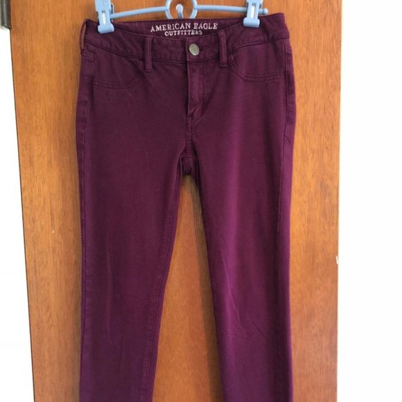 American Eagle Outfitters Denim - American Eagle, Size 4, low-Rise, Super Stretch Jegging, Color: grape purple